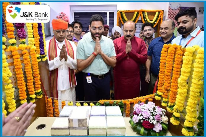 CEO SMVDSB Sachin Kumar Vaishya along with senior J&K Bank officials during inauguration of special cash counter at BU Bhawan. CEO SMVDSB Sachin Kumar Vaishya along with senior J&K Bank officials during inauguration of special cash counter at BU Bhawan.