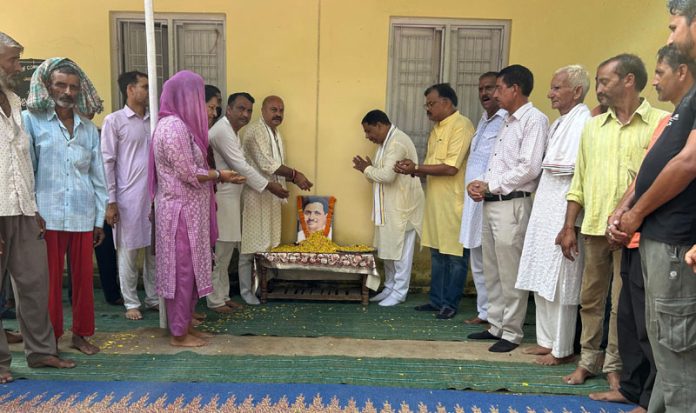 BJP leaders paying tribute to former president of Bharatiya Jana Sangh, Pt Deendayal Upadhyaya at party office Jammu on Thursday. BJP leaders paying tribute to former president of Bharatiya Jana Sangh, Pt Deendayal Upadhyaya at party office Jammu on Thursday.