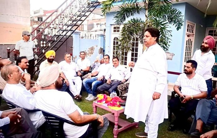 JKPCC working president, Raman Bhalla interacting with people during visit to RS Pura on Sunday. JKPCC working president, Raman Bhalla interacting with people during visit to RS Pura on Sunday.