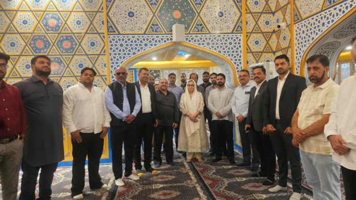 Chairperson of J&K Waqf Board, Dr Darakhshan Andrabi welcoming visiting Indo-Australian delegation to Hazratbal Shrine at Srinagar. Chairperson of J&K Waqf Board, Dr Darakhshan Andrabi welcoming visiting Indo-Australian delegation to Hazratbal Shrine at Srinagar.