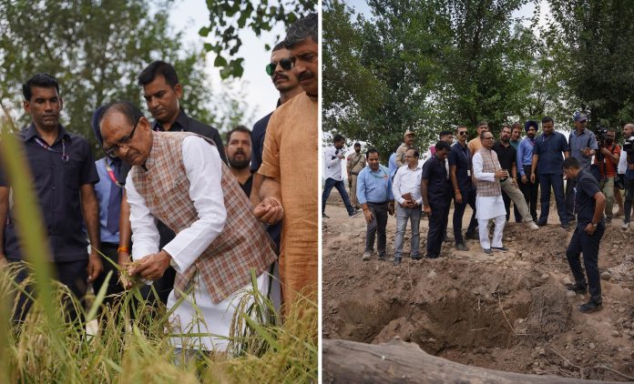 Union Minister for Agriculture and Farmers’ Welfare, Shivraj Singh Chouhan assessing the damage caused to the standing crops at Badyal Brahmana in R S Pura on Friday.