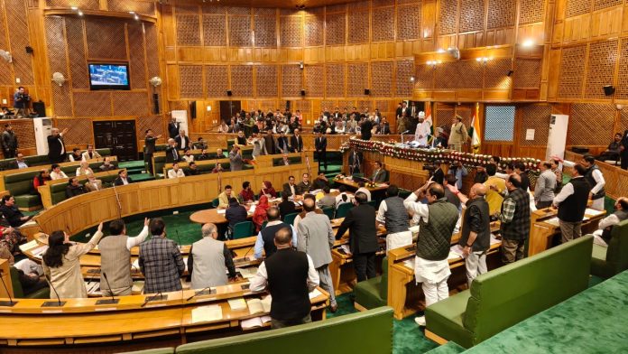 “Sarei Raaz Khuul Dunga,” Says Deputy CM As House Erupts Over Cross-Voting Row With “Sarei Raaz Khuul Dunga,” Says Deputy CM As House Erupts Over Cross-Voting Row With