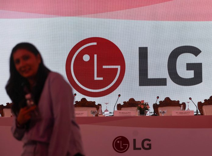 LG