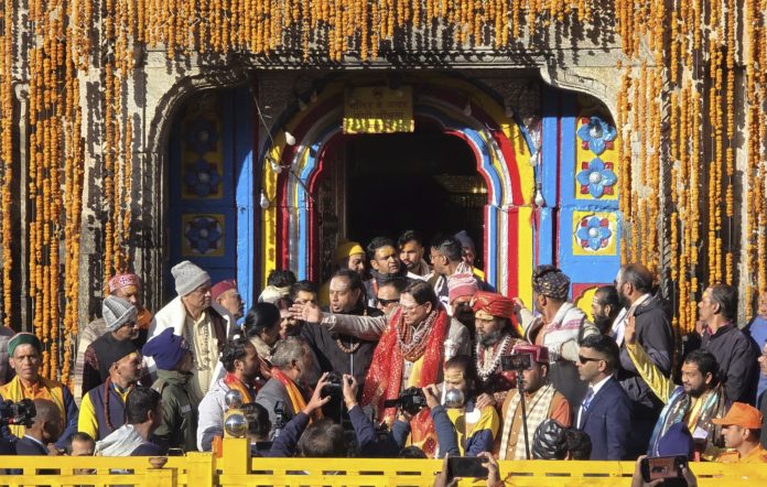 Portals Of Kedarnath Shrine Close For Winter