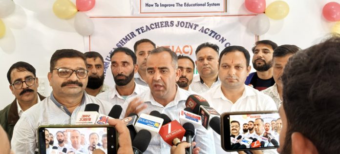 JKTJAC president talking to media persons during convention at Reasi on Sunday.