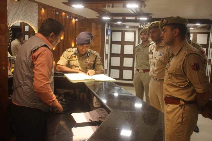 Owner Of Udhampur Hotel Booked For Failing To Report Foreigner's Stay Owner Of Udhampur Hotel Booked For Failing To Report Foreigner's Stay