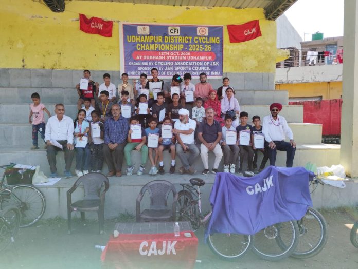 Participants posing along with certificates in Udhampur.