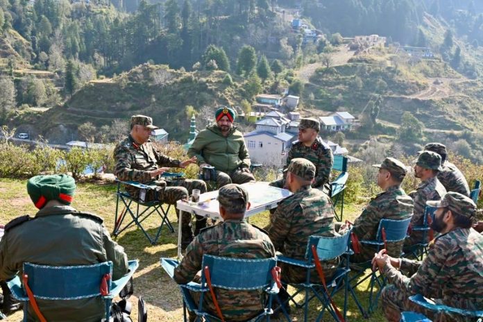 White Knight Corps Commander Assesses Security Mechanism In J&K's Udhampur