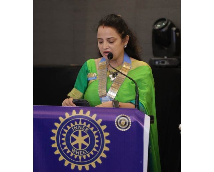 Inner Wheel Club extends aid to flood-affected families