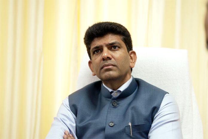 Delays, arbitrary charges by local authorities for RoW approvals holding back telecom expansion: MoS Telecom