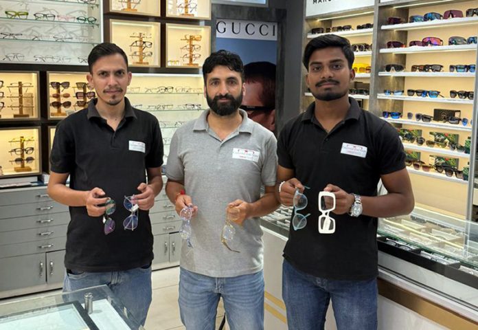 Executives of Chashma Junction Goel Opticians during the launch of spectacle exchange offer.