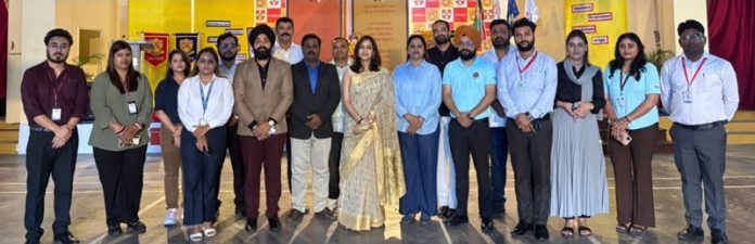 Principal Aparna Kohli posing along with representatives of different institutions. Principal Aparna Kohli posing along with representatives of different institutions.