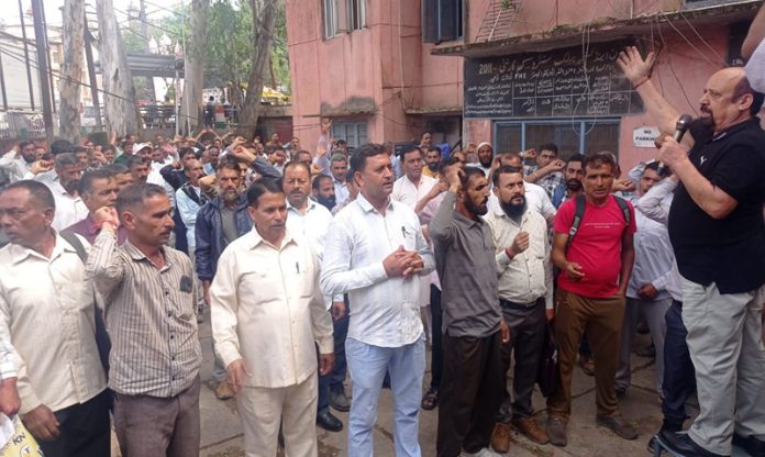 Senior Trade Union leader, Som Nath addressing protesting daily wagers of PHE at Udhampur . Senior Trade Union leader, Som Nath addressing protesting daily wagers of PHE at Udhampur .