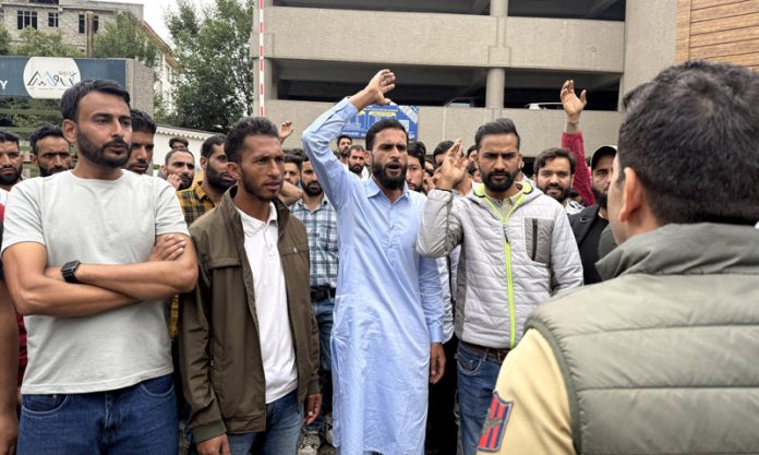 Fire & Emergency Service aspirants during a protest in Srinagar on Friday. -Excelsior/Shakeel Fire & Emergency Service aspirants during a protest in Srinagar on Friday. -Excelsior/Shakeel