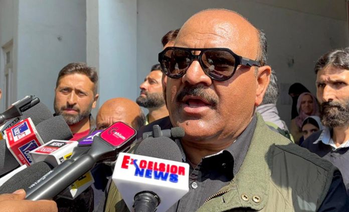 Deputy Chief Minister Surinder Kumar Chowdhary speaking with media persons in Srinagar on Thursday. - Excelsior/Shakeel Deputy Chief Minister Surinder Kumar Chowdhary speaking with media persons in Srinagar on Thursday. - Excelsior/Shakeel