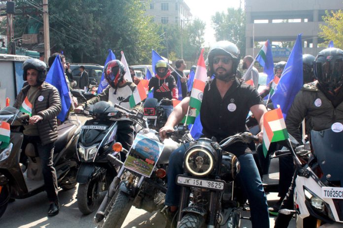Participants during anti drugs rally in Srinagar on Saturday. -Excelsior/Shakeel