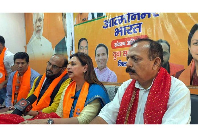 Rekha Mahajan sharing her views during an event organised by the BJP Kashmir Displaced unit in Jammu on Sunday.