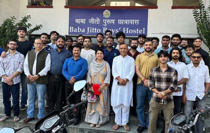 Students of IIM Jammu posing for a group photograph during a function on Sunday. Students of IIM Jammu posing for a group photograph during a function on Sunday.