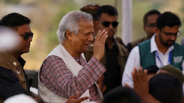 Bangl Crude bomb explosion outside B'desh interim chief Yunus' Grameen bank