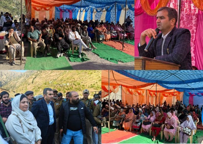 DC Chairing a meeting at Sumbar