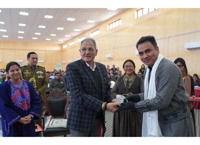 LG Ladakh , Kavinder Gupta during a valedictory ceremony of State level Kala Utsav in Leh on Thursday.