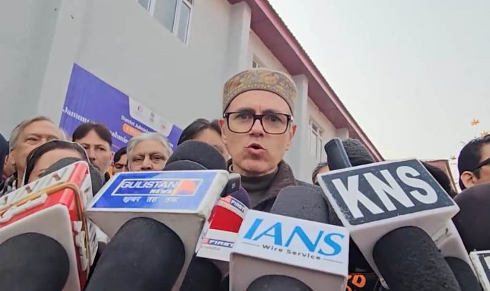 Delhi Blast: All Kashmiris Being Looked At With Suspicion, Says Omar Abdullah Delhi Blast: All Kashmiris Being Looked At With Suspicion, Says Omar Abdullah