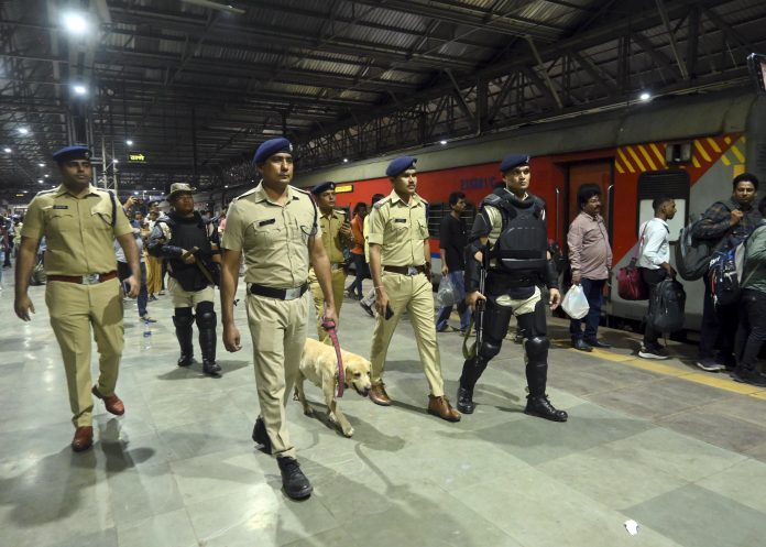 Delhi blast: Security heightened at CSMT