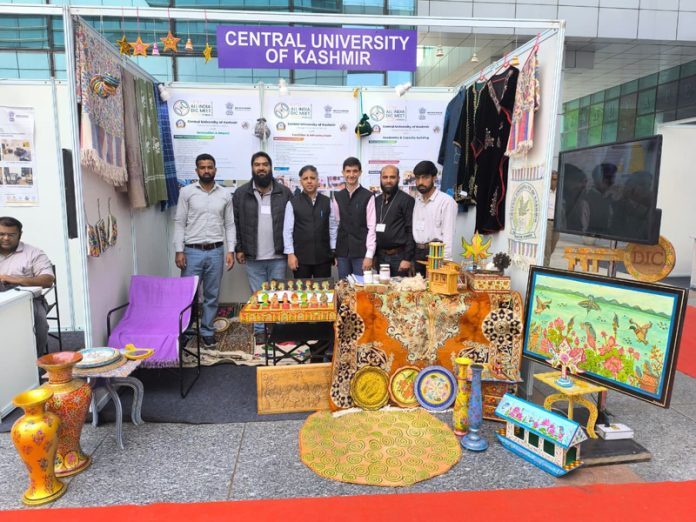 CU Kashmir's DIC showcasing innovations at DIC meet in New Delhi. CU Kashmir's DIC showcasing innovations at DIC meet in New Delhi.