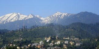 Lack Of Snowfall Hits Winter Tourism, Local Economy In J&K’s Bhaderwah