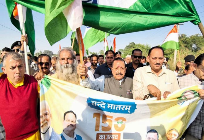 Union Minister Dr Jitendra Singh leading Vande Mataram march on IB in Hiranagar Sector on Friday. — Excelsior/Pardeep Union Minister Dr Jitendra Singh leading Vande Mataram march on IB in Hiranagar Sector on Friday. — Excelsior/Pardeep