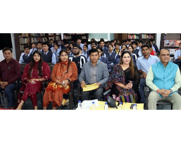 Dignitaries posing during a programme. Dignitaries posing during a programme.