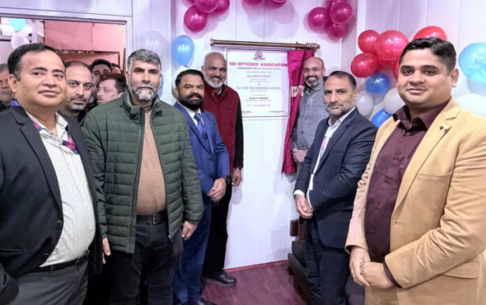 Dignitaries inaugurating the newly renovated office of SBI Officer's Association in Srinagar on Friday.
