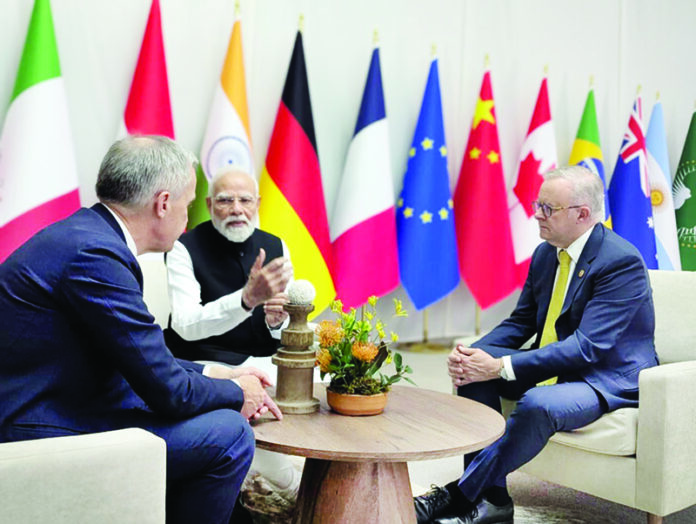Prime Minister Narendra Modi with Australian Prime Minister Anthony Albanese and Canadian Prime Minister Mark Carney on the sidelines of the G20 Summit in Johannesburg, South Africa on Saturday.(UNI) Prime Minister Narendra Modi with Australian Prime Minister Anthony Albanese and Canadian Prime Minister Mark Carney on the sidelines of the G20 Summit in Johannesburg, South Africa on Saturday.(UNI)