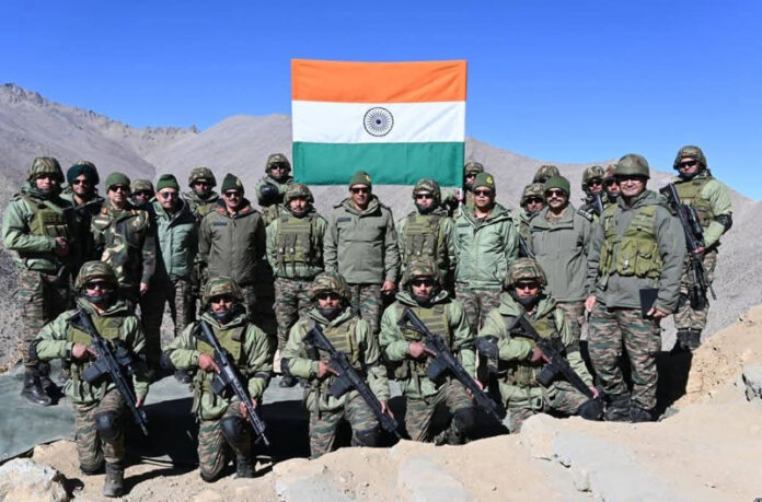 Army Commander Lt Gen Pratik Sharma with the troops in Dras. Army Commander Lt Gen Pratik Sharma with the troops in Dras.