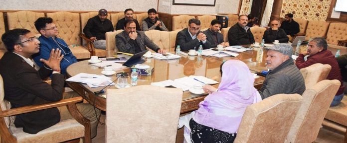 Div Com Kashmir, Anshul Garg chairing a meeting.