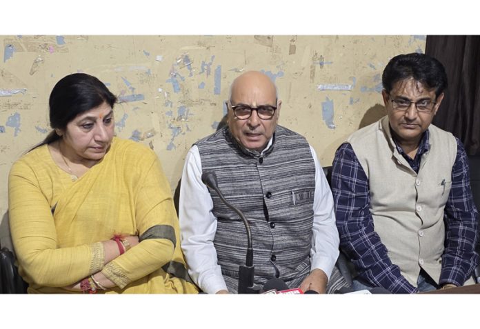 BJP spokesperson, Purnima Sharma along with office bearers of Purmandal Uttar Behni Sewa Niyas at a press conference in Jammu on Thursday. -Excelsior/Rakesh