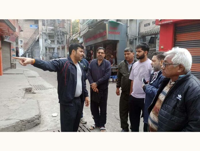 JMC Commissioner, Dr Devansh Yadav, giving instructions to officials while inspecting various locations of the city.