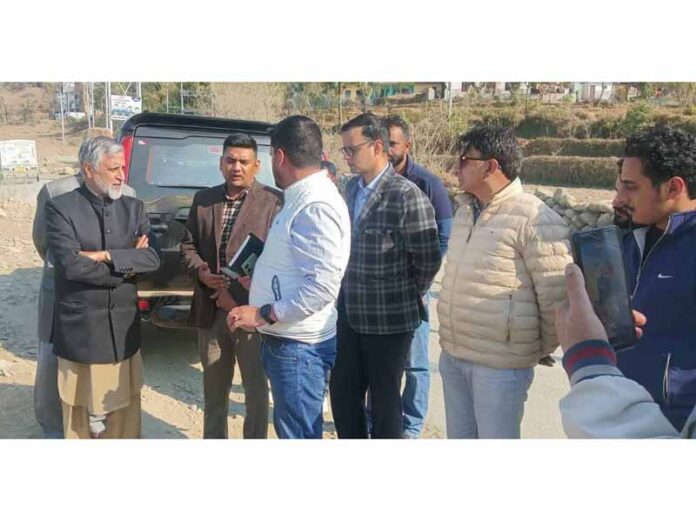 MP Mian Altaf Ahmed reviewing work on the Akhnoor–Rajouri road. MP Mian Altaf Ahmed reviewing work on the Akhnoor–Rajouri road.