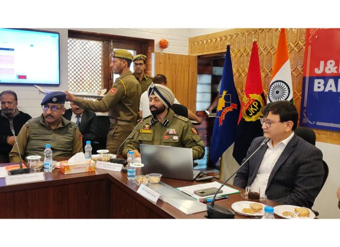 DC and SSP Baramulla during the launch of Safety App on Thursday. -Excelsior/Aabid Nabi DC and SSP Baramulla during the launch of Safety App on Thursday. -Excelsior/Aabid Nabi