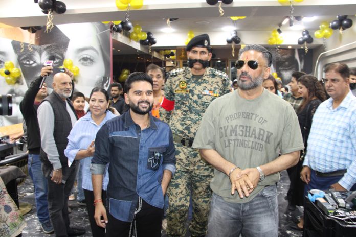 Actor Suniel Shetty posing with others during opening of a salon at Channi Himmat in Jammu. -Excelsior/Rakesh Actor Suniel Shetty posing with others during opening of a salon at Channi Himmat in Jammu. -Excelsior/Rakesh