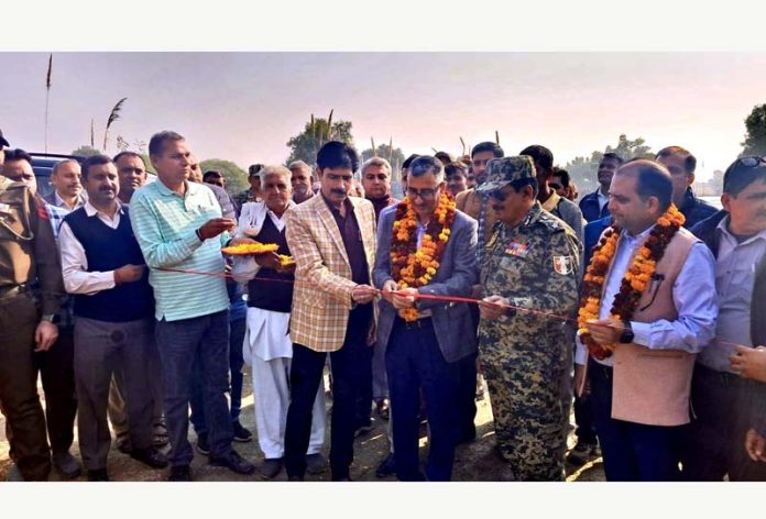 DC Kathua inaugurating wheat sowing across the fence along IB in Hiranagar Sector on Tuesday. DC Kathua inaugurating wheat sowing across the fence along IB in Hiranagar Sector on Tuesday.