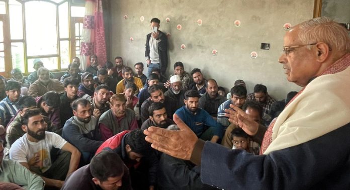 BJP general secretary, Ashok Koul addressing election meeting at Budgam on Monday. BJP general secretary, Ashok Koul addressing election meeting at Budgam on Monday.