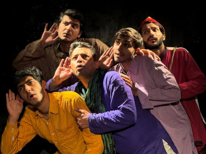 A scene from the play 'Teen Apaahij' staged in Jammu on Sunday. A scene from the play 'Teen Apaahij' staged in Jammu on Sunday.