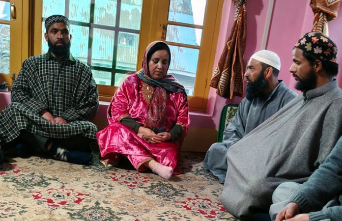 Minister Sakeena Itoo during visit to the family members of Arshid Ahmad Shah at Kulgam.