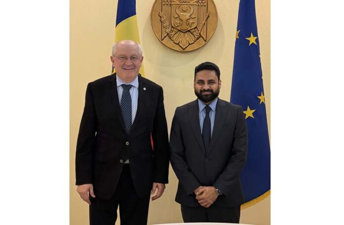 Dr Varun Suthra meeting with PM of Republic of Moldova.