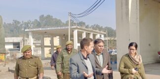 Avny Lavasa Conducts Surprise Inspection Of MVD Tax Collection Post At Lakhanpur