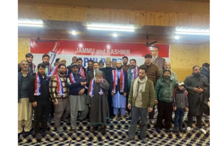 Apni Party president Altaf Bukhari welcomes new entrants into party fold at Srinagar.