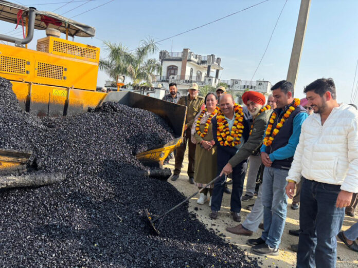 MLA Ramgarh, Dr. Devinder Kumar Manyal starts road blacktopping work on Monday.
