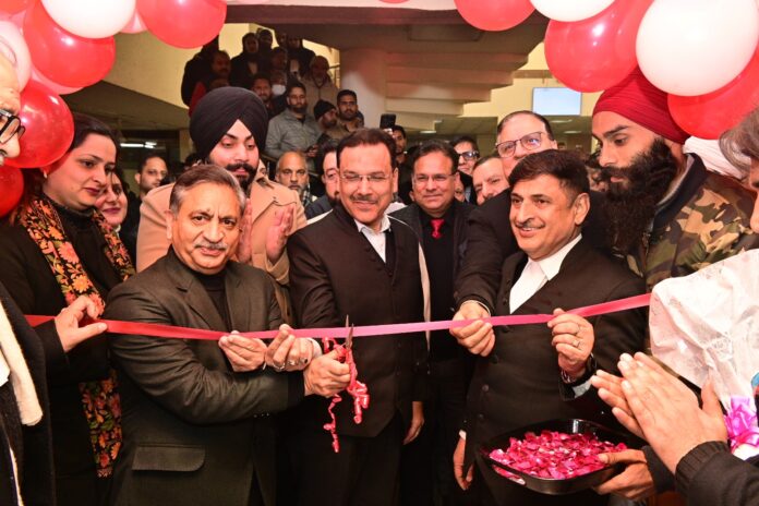 Justice Sanjeev Kumar Inaugurates Common Room and Cafeteria for Stakeholders at High Court