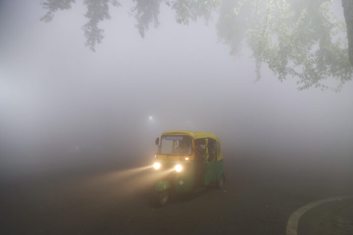 Weather: Winter fog in Prayagraj
